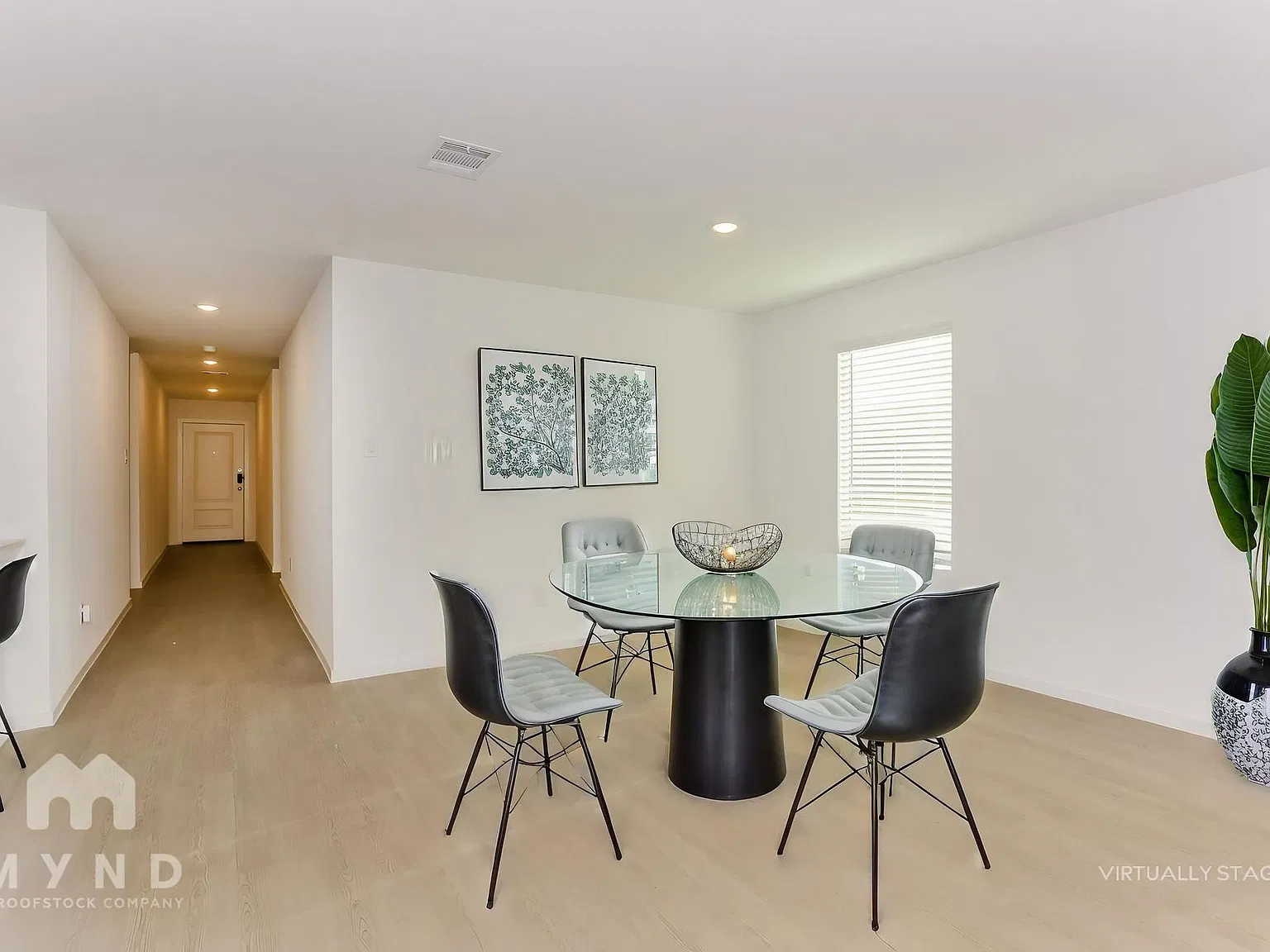4 bed, 2.0 bath, 1667 sqft, $2,449 — Photo 3
