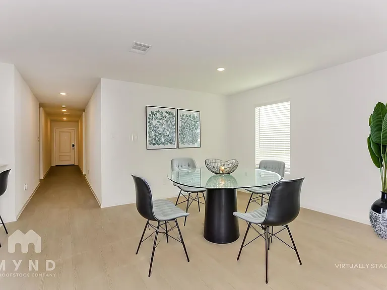 10140 Dalgreen Cir — Photo 3