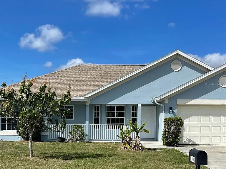 1708 Blue Lake Cir — Photo 1