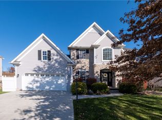 228 Dupont Dr, Mc Donald, PA 15057