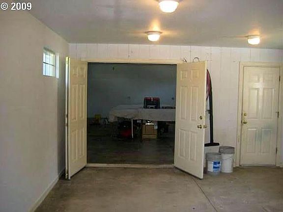 2305 F St., Springfield