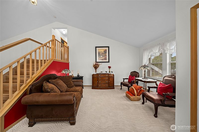 5th image of 32719 20th Avenue SW
