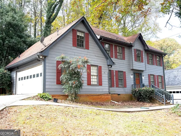 1337 Arlene Ct, Lilburn, GA 30047