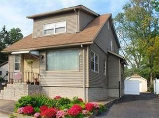 2727 Vauxhall Rd, Union, NJ 07083