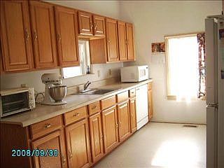 2nd image of 513 Maxwell Ave