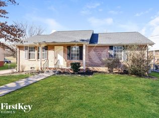 214 Beard Ave, Lebanon, TN 37087