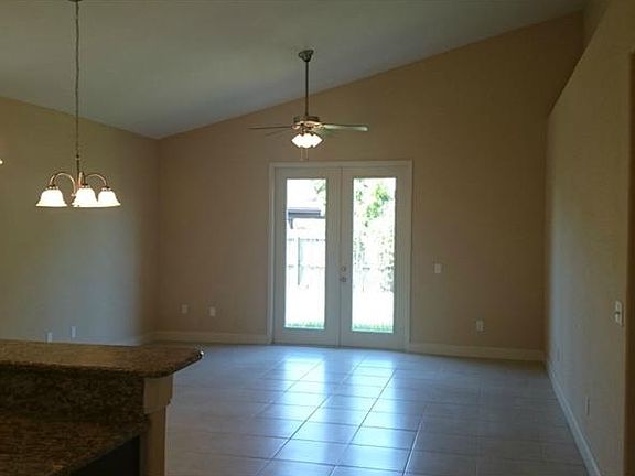 3rd image of 544 Hibiscus Cove Dr