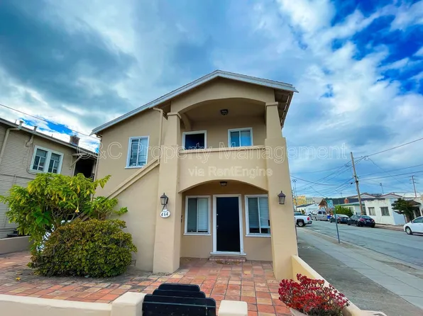 464 Cortes St #B, Monterey, CA 93940