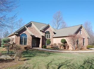 328 Melton Rd, Elkin, NC 28621