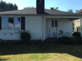 4564 Lake Shore Rd, Hamburg, NY 14075