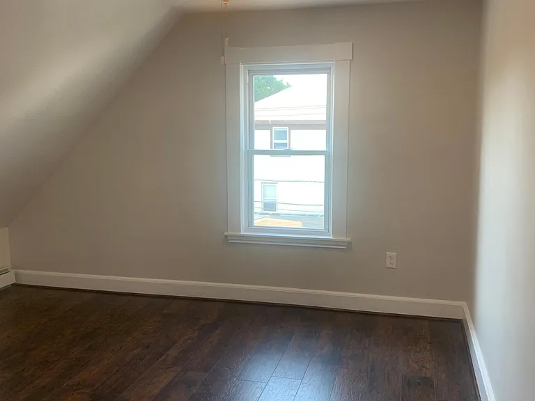 3-13 School St #3 — Photo 9