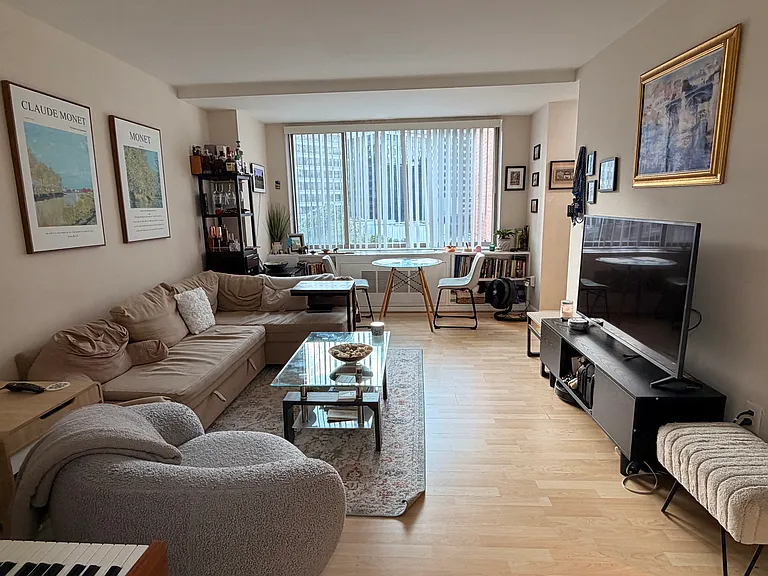 1121 Arlington Blvd #820 — Photo 2