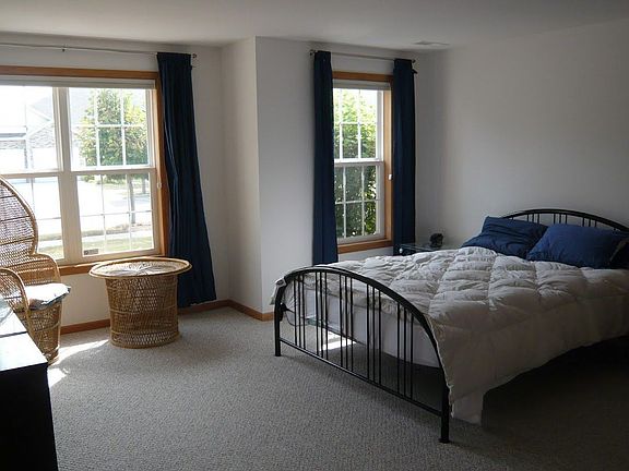 Lower-Level Bedroom 3