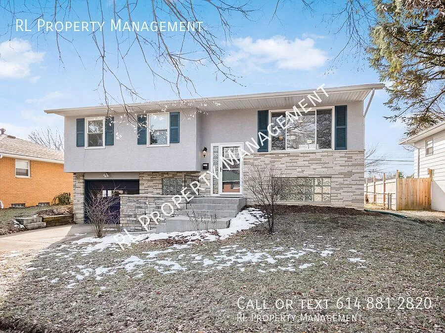 1221 Kildale Sq S photo 1