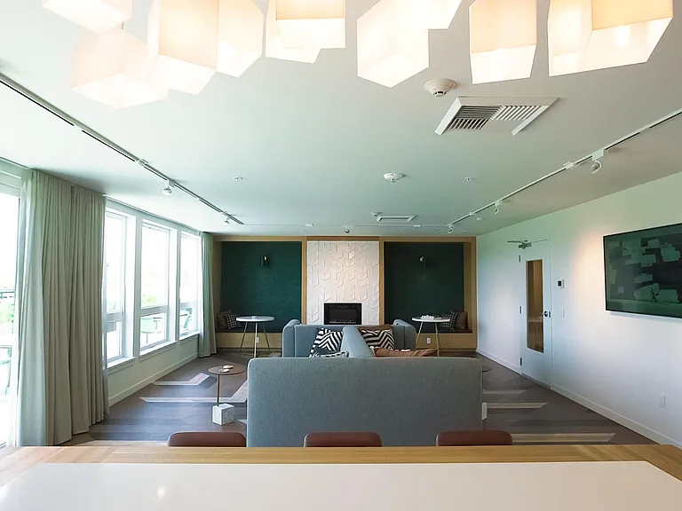Star Lounge
