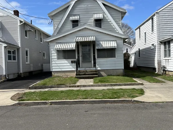 19 Lawrence Avenue, Milford, CT 06460