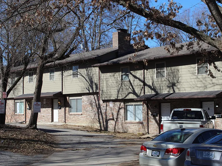 405 Mimosa Ct #5 — Photo 8