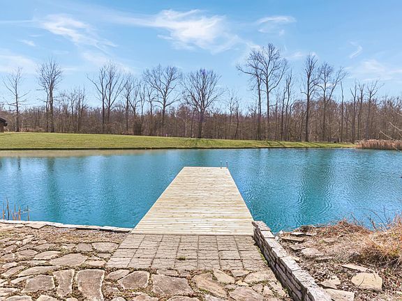 2nd image of 1613 W Concord Rd