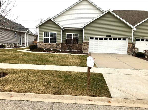 1195 S Farmstone Dr, Coal City, IL 60416