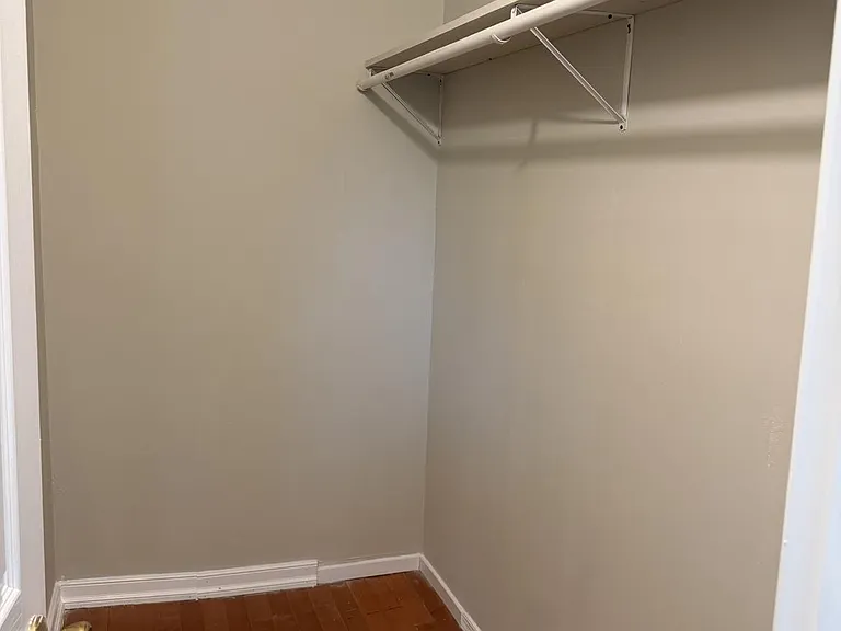 706 Woodbridge Center Way — Photo 16