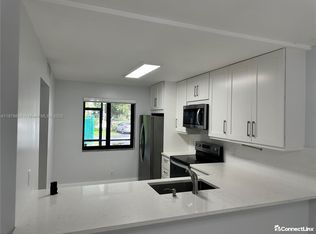 286 Racquet Club Rd APT 105, Fort Lauderdale, FL 33326