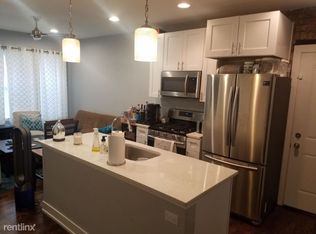 1822 W Byron St, Chicago, IL 60613
