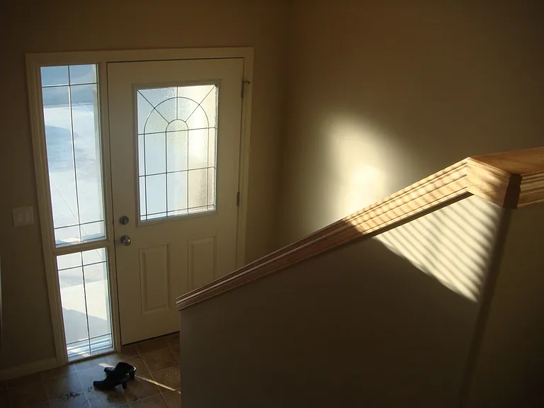 12021 102a St — Photo 2