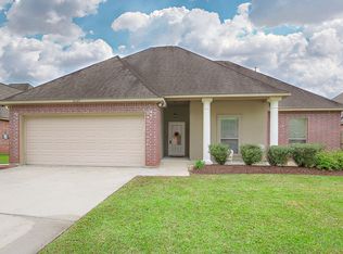 41175 Lakeway Cove Ave, Gonzales, LA 70737