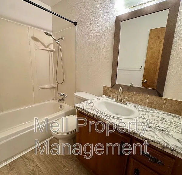 315 Main St #A — Photo 9
