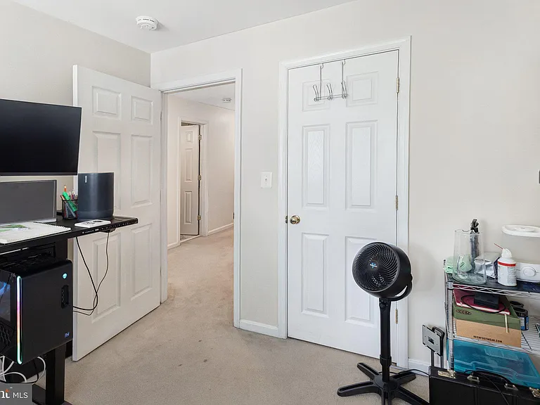 12703 Gartney Ln — Photo 26