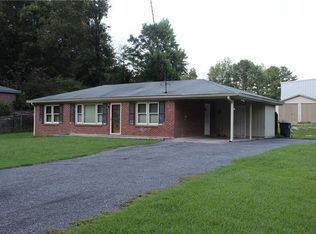 833 E Morningside Dr, Lawrenceville, GA 30043