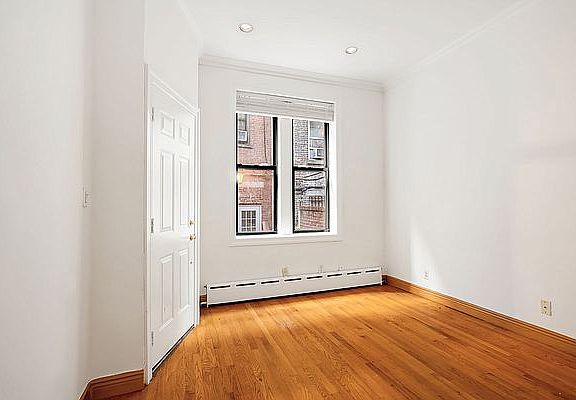 2nd image of 13 Cornelia St APT 2R