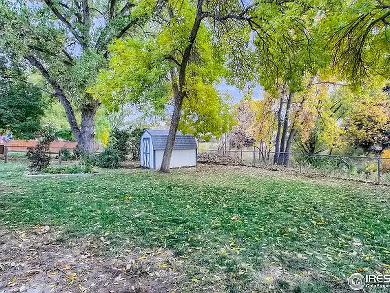 1159 Lefthand Dr #B — Photo 22