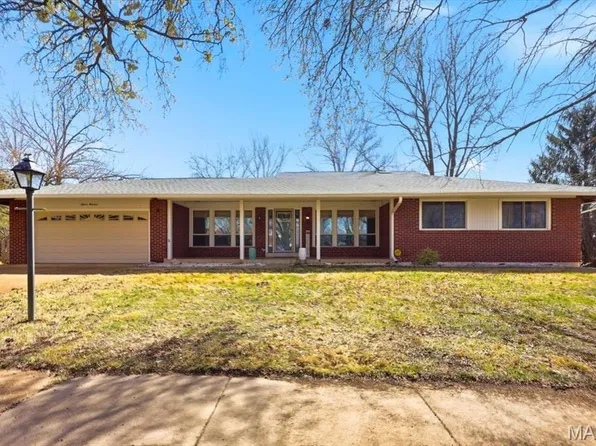 1500 Heirloom Ct, Saint Louis, MO 63146