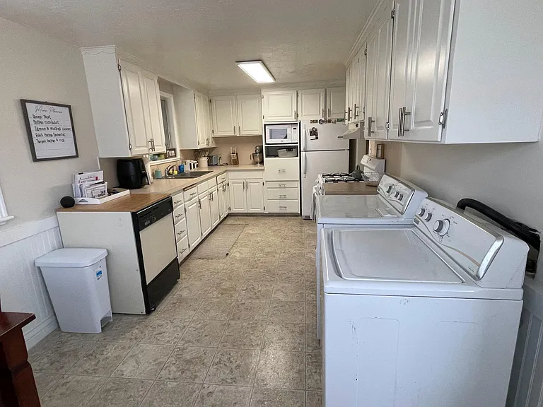 823 N 100 W #MAIN LEVEL — Photo 20