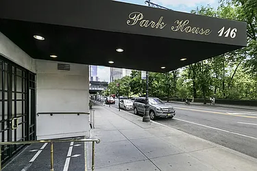 Rented by New York Residence