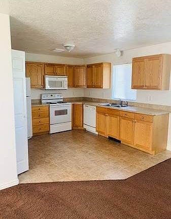3rd image of 3743 Deloy Dr APT 2