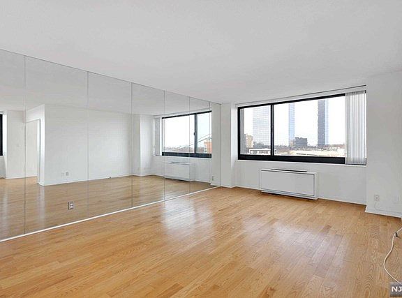 4th image of 200 Old Palisade Rd APT 8B