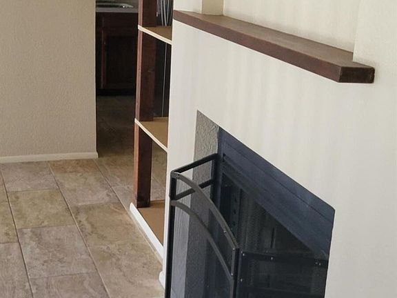 4th image of 3102 E Clarendon Ave Unit 107