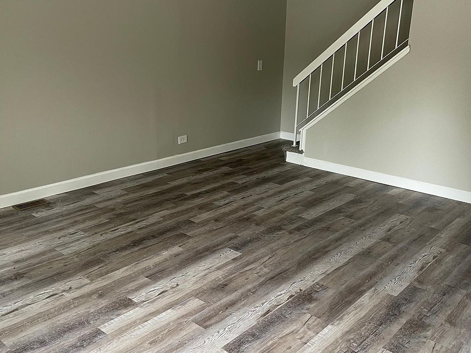 1st image of 7663 W Emerald Ct