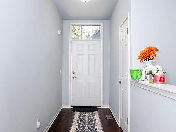 3rd image of 29509 Woodpark Cir
