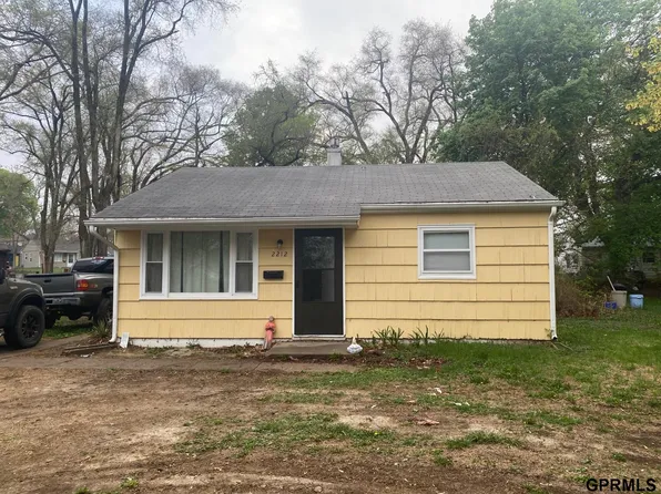 2212 N 38th Ave, Omaha, NE 68111
