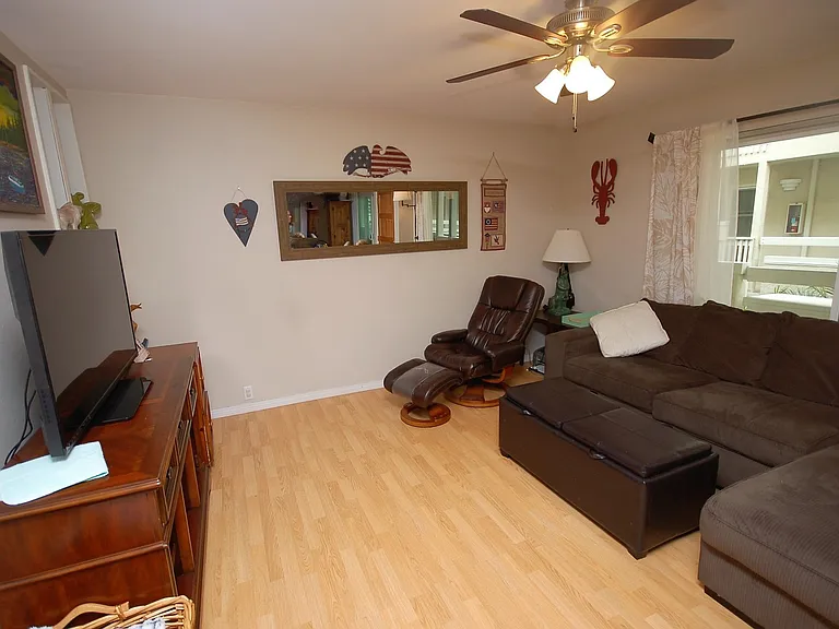 3747 Yosemite St #12 — Photo 4