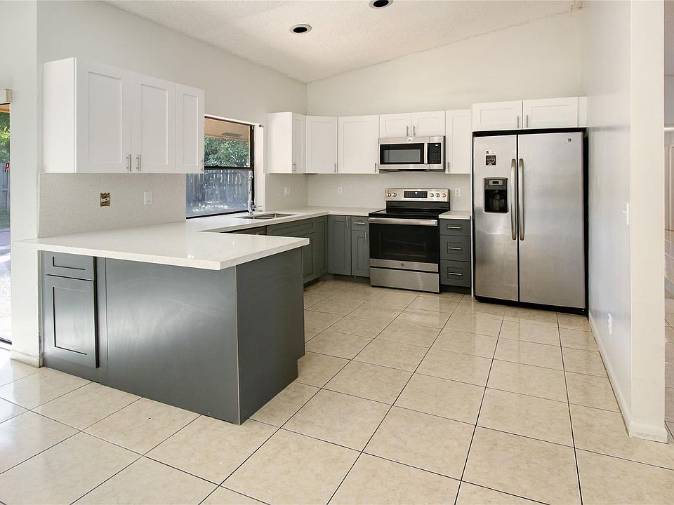 1st image of 7318 NW 49th Place