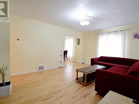 3rd image of 9925 106th Ave