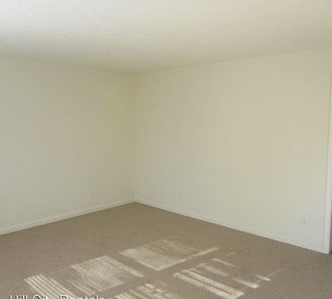 3rd image of 964 Grand Arbre Dr