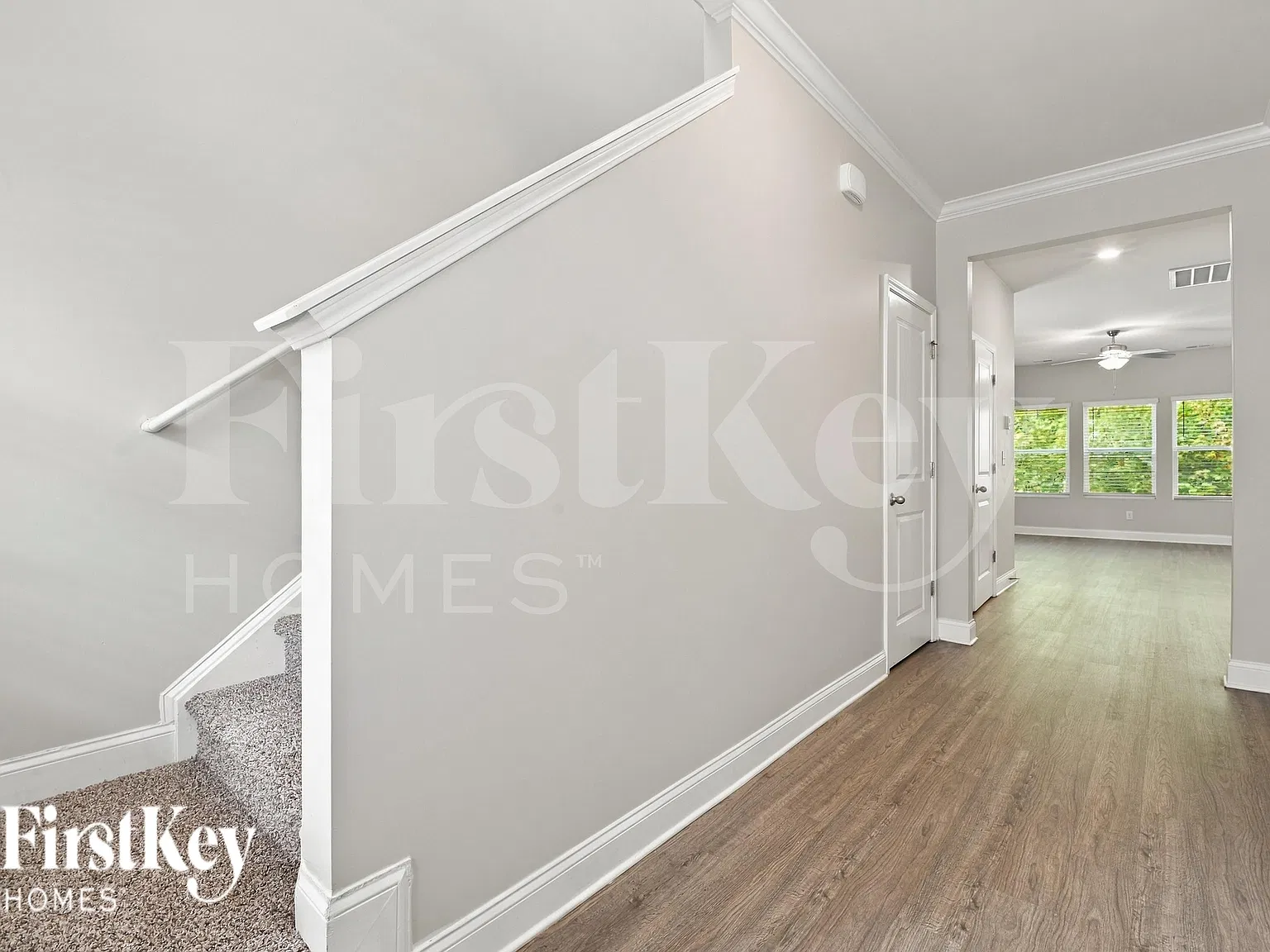 3 bed, 2.5 bath, 1841 sqft, $2,290 — Photo 3