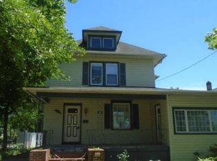 218 Peach St, Hammonton, NJ 08037