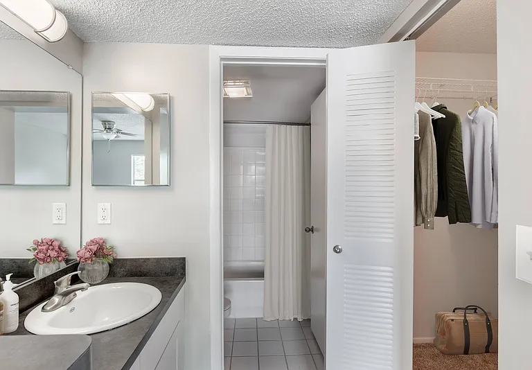 Palm Trace Landings Apartments — Photo 71