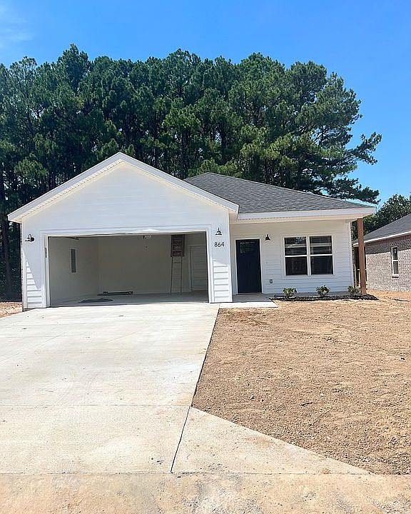 1st image of 864 Meadowlark Dr